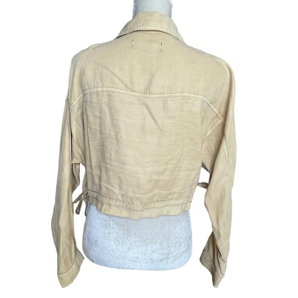 Forever 21 Cropped Drawstring Twill Jacket Size M Button Front Light Yellow - Picture 7 of 11